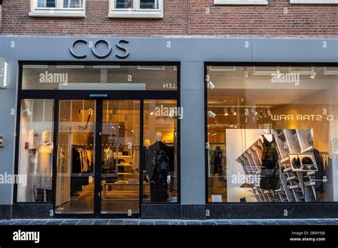 cos clothing amsterdam.